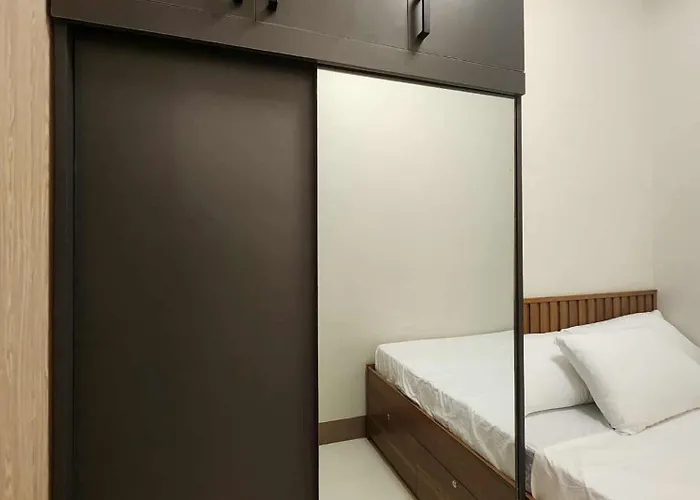 Cozy And Luxurious Manilla